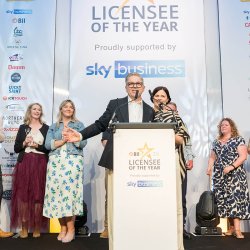 Windsor Castle duo win BII Licensee of the Year
