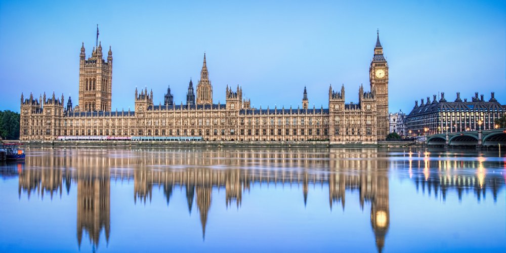 Government vows to cut red tape for pubs and bars