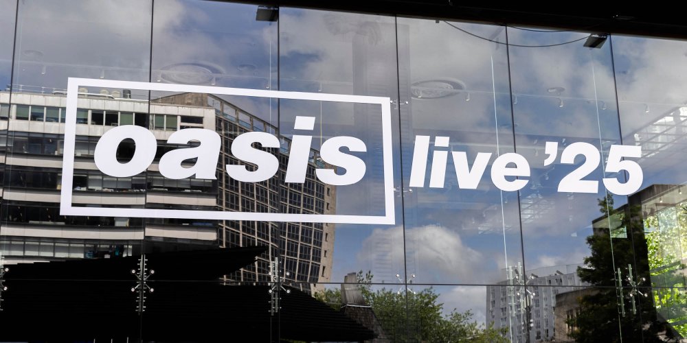 Supersonic sales thanks to the Oasis effect