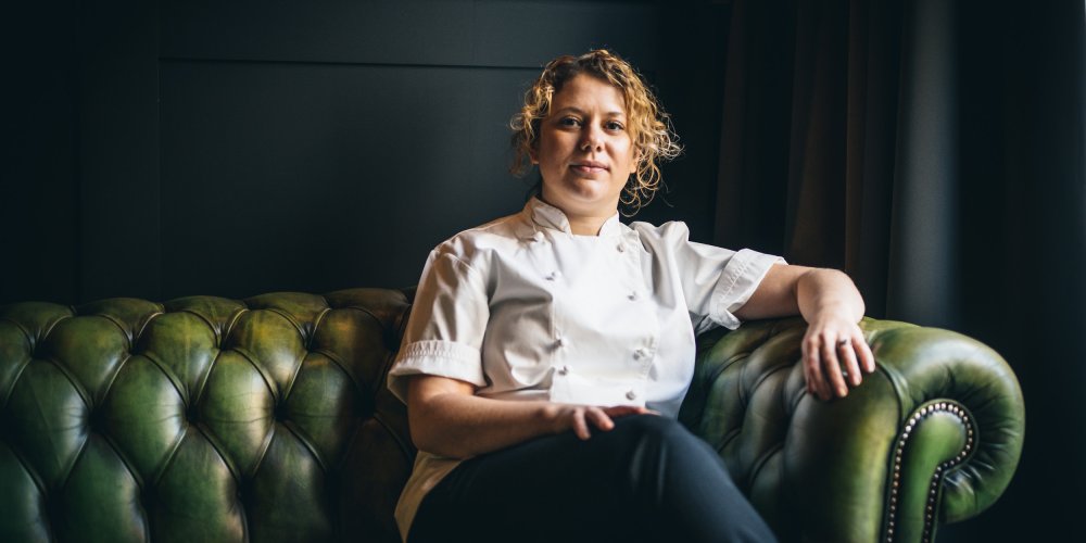 Sally Abé to launch Blue Boar Pub