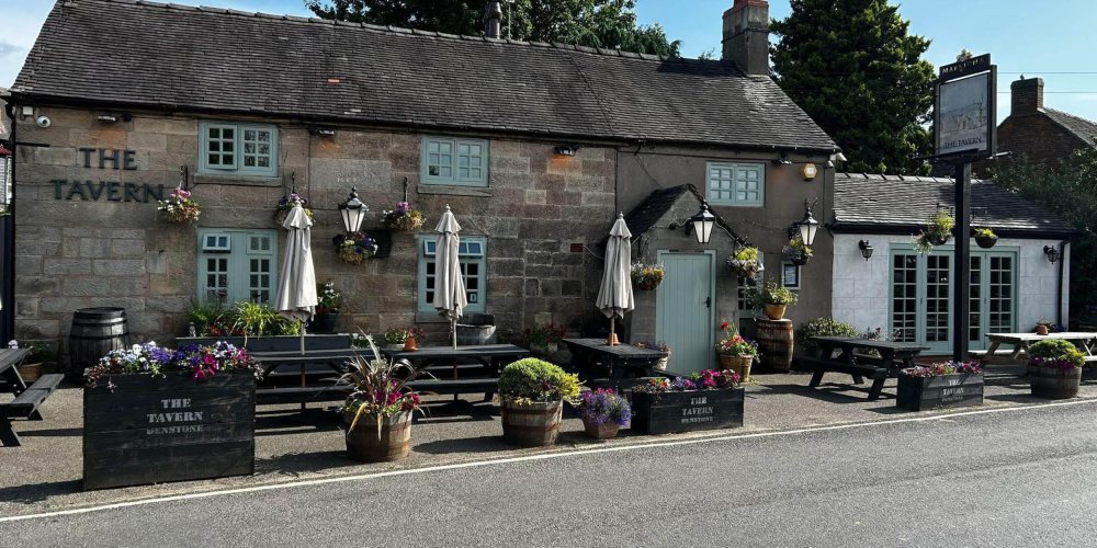 Staffordshire pub wins £5,000 of crisps