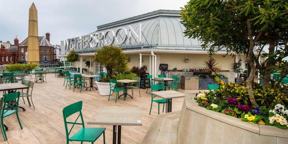 Wetherspoon to open 44 more pubs next week