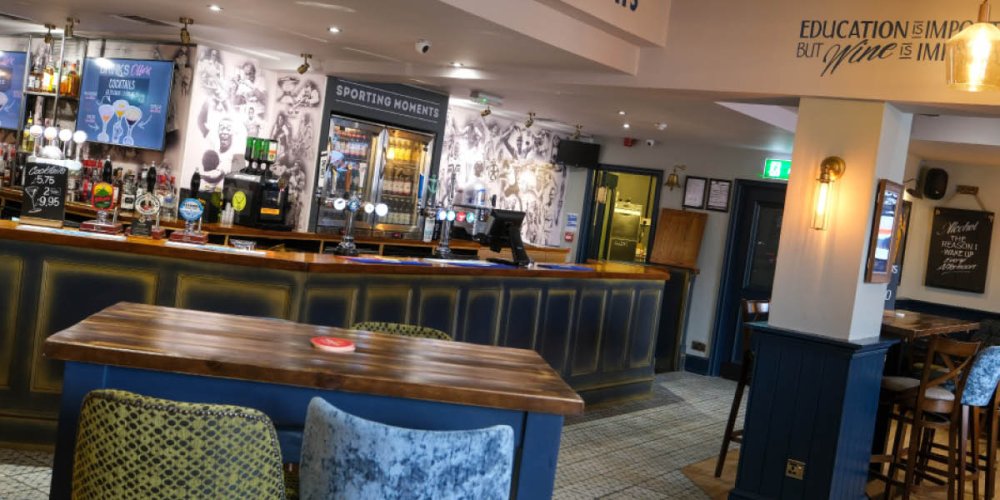 Multiple operator takes on sixth pub venue