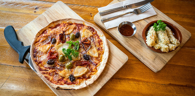 Pub food pizza and sharing plates